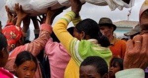 Famadihana_reburial_razana_ancestor_Madagascar